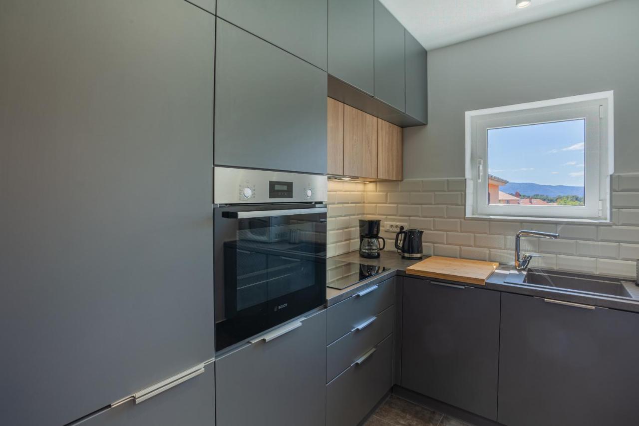 Apartman Petra Cres Exterior photo