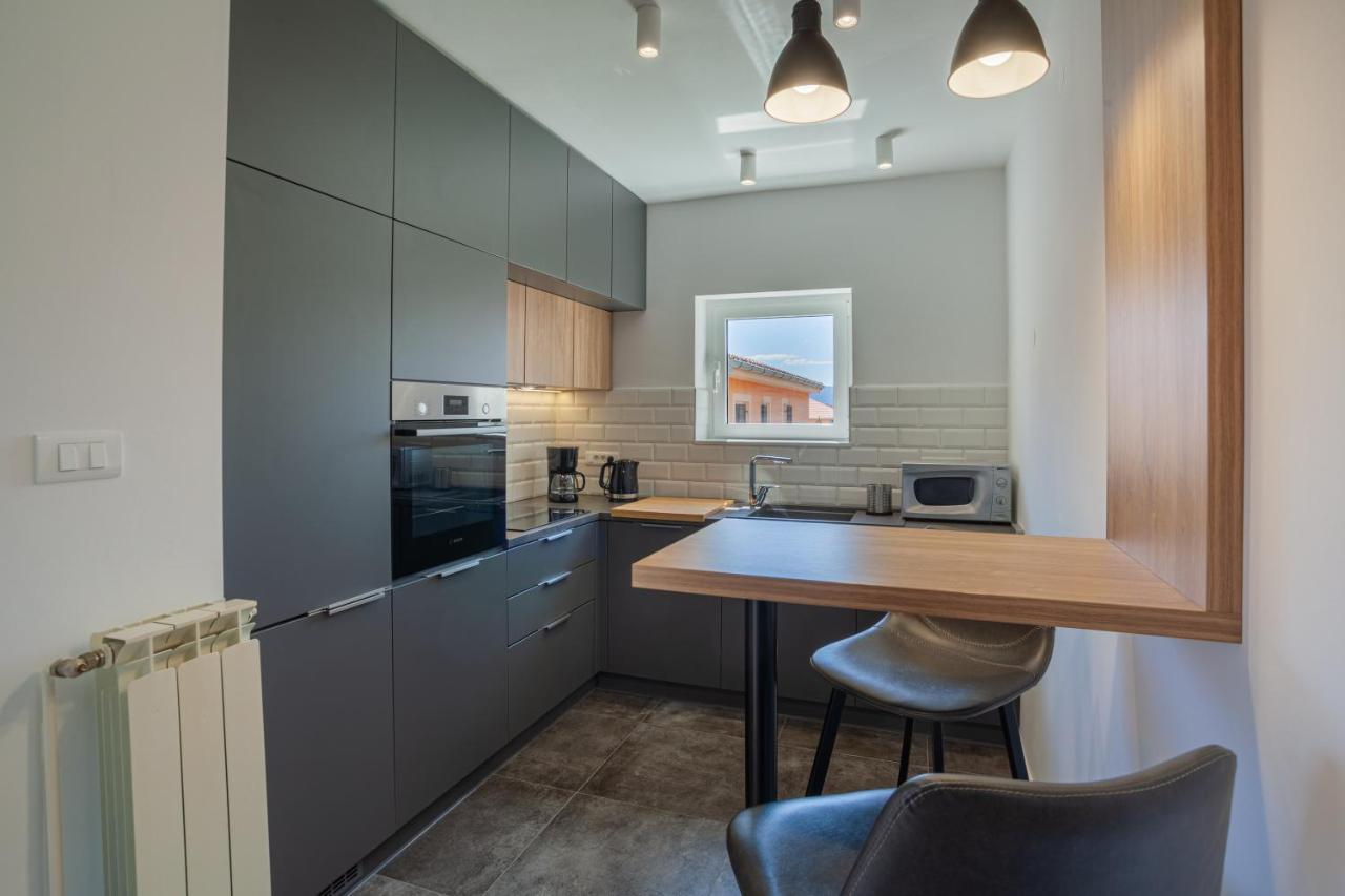Apartman Petra Cres Exterior photo